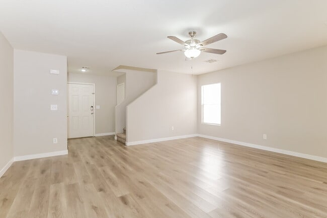 Building Photo - 6192 Windmill Island Ave