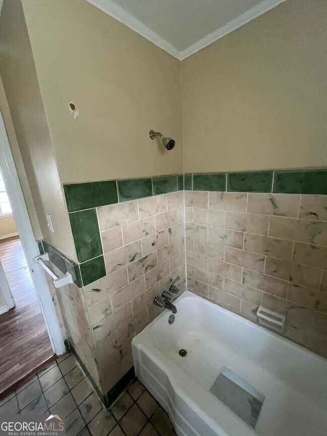 Building Photo - 3123 Brownell Ave