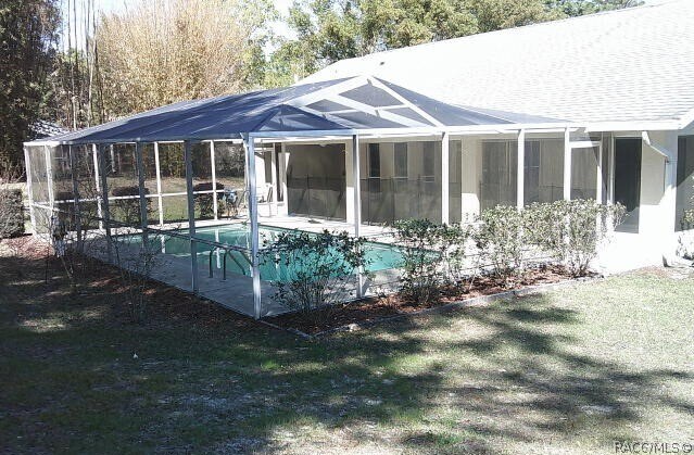 Building Photo - 2620 E Newhaven St