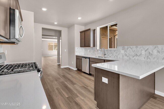 Building Photo - 1466 Copper Point Cir