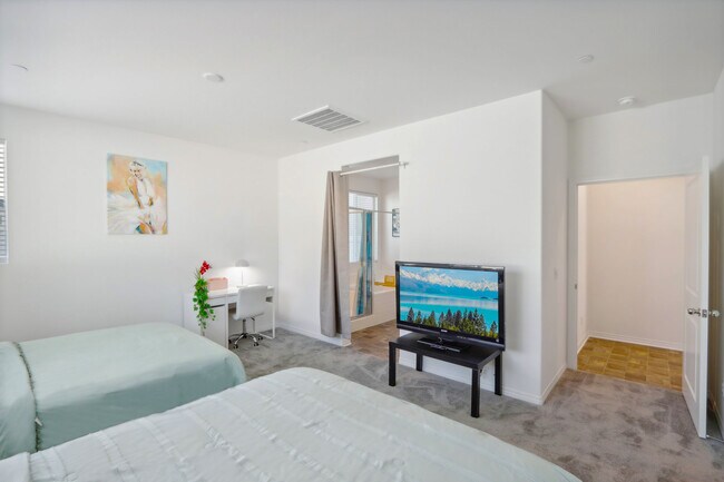 Building Photo - 30153 Truckee Cir