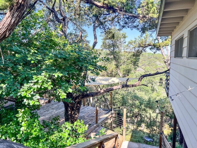 Building Photo - 1555 Arrowhead Dr