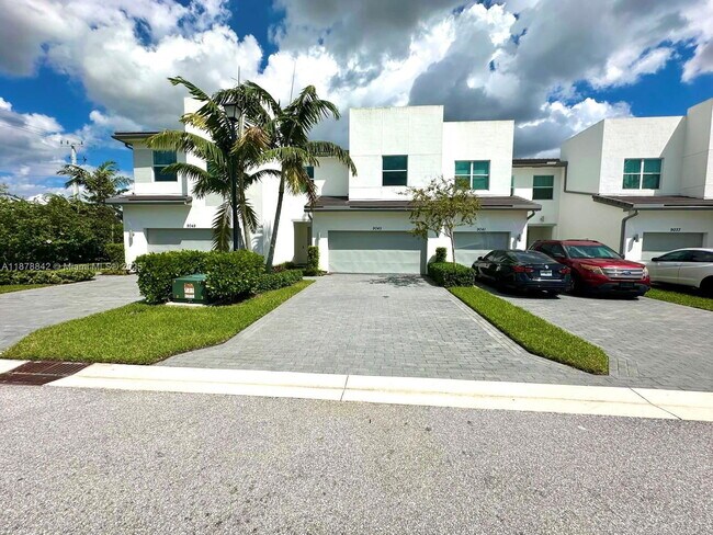 Primary Photo - 9045 Zevon Ct