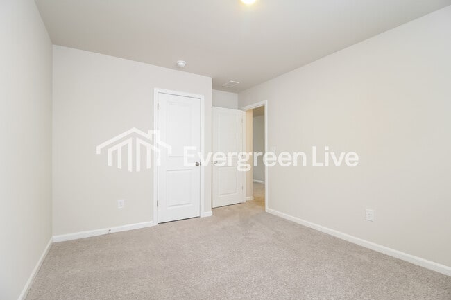 Building Photo - now