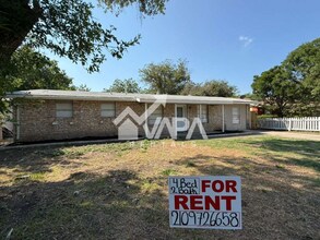Building Photo - 5014 Galahad Dr