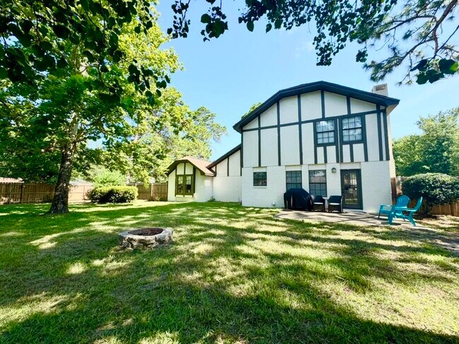 Primary Photo - 129 Raintree Blvd