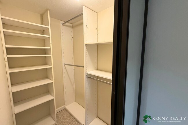 Building Photo - Nature-Surrounded 3BR/3BA Two-Story Home w/ Deck & Views — San Carlos