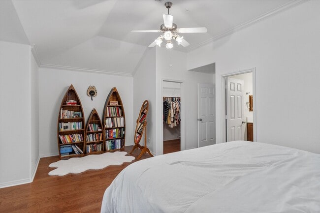 Building Photo - Lovely 2 Bedroom, 2.5 Bath Townhome w/ 2-Car Garage in Cedar Park!