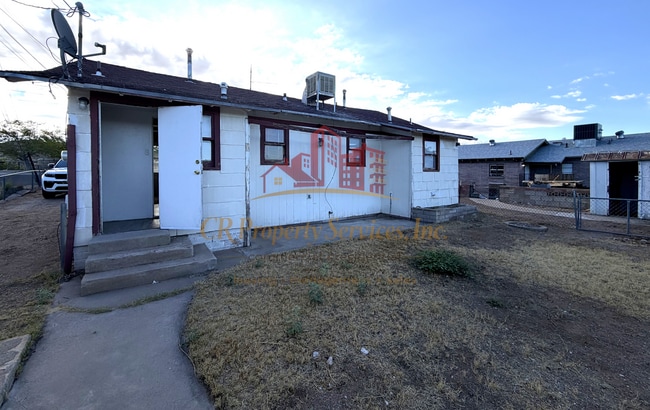 Building Photo - 907 Valley View Ave
