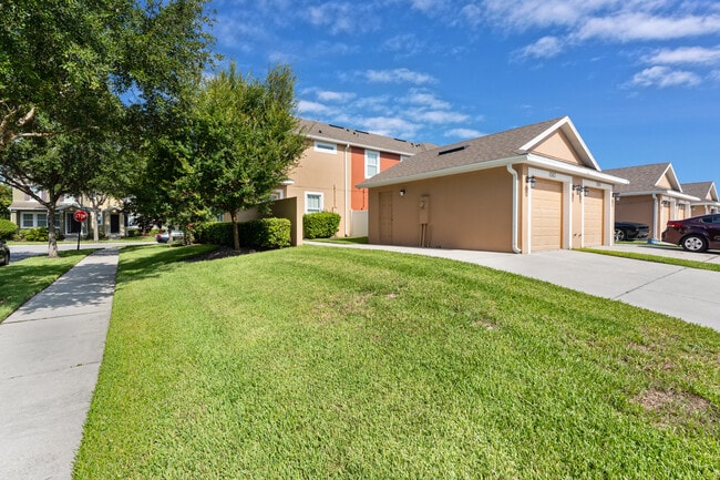 Building Photo - 10163 Hartford Maroon Rd