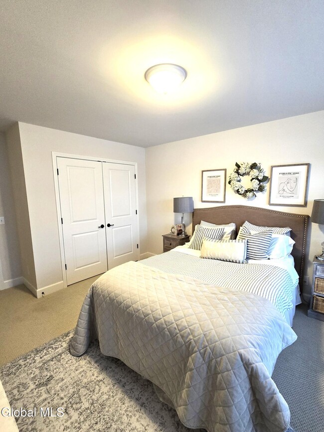 Building Photo - 2 Blair Ct