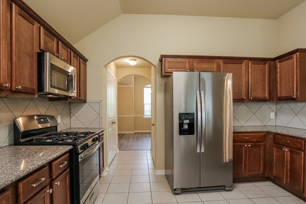 Building Photo - 988 Arbor Glen