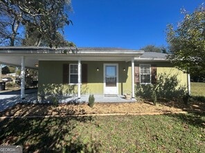 Building Photo - 1008 N 2nd Ave NW