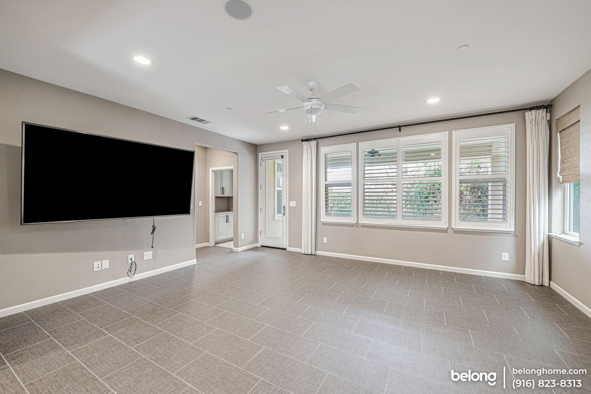 Building Photo - 9773 Philta Way