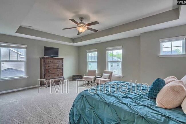 Building Photo - 326 Lanyard Ln