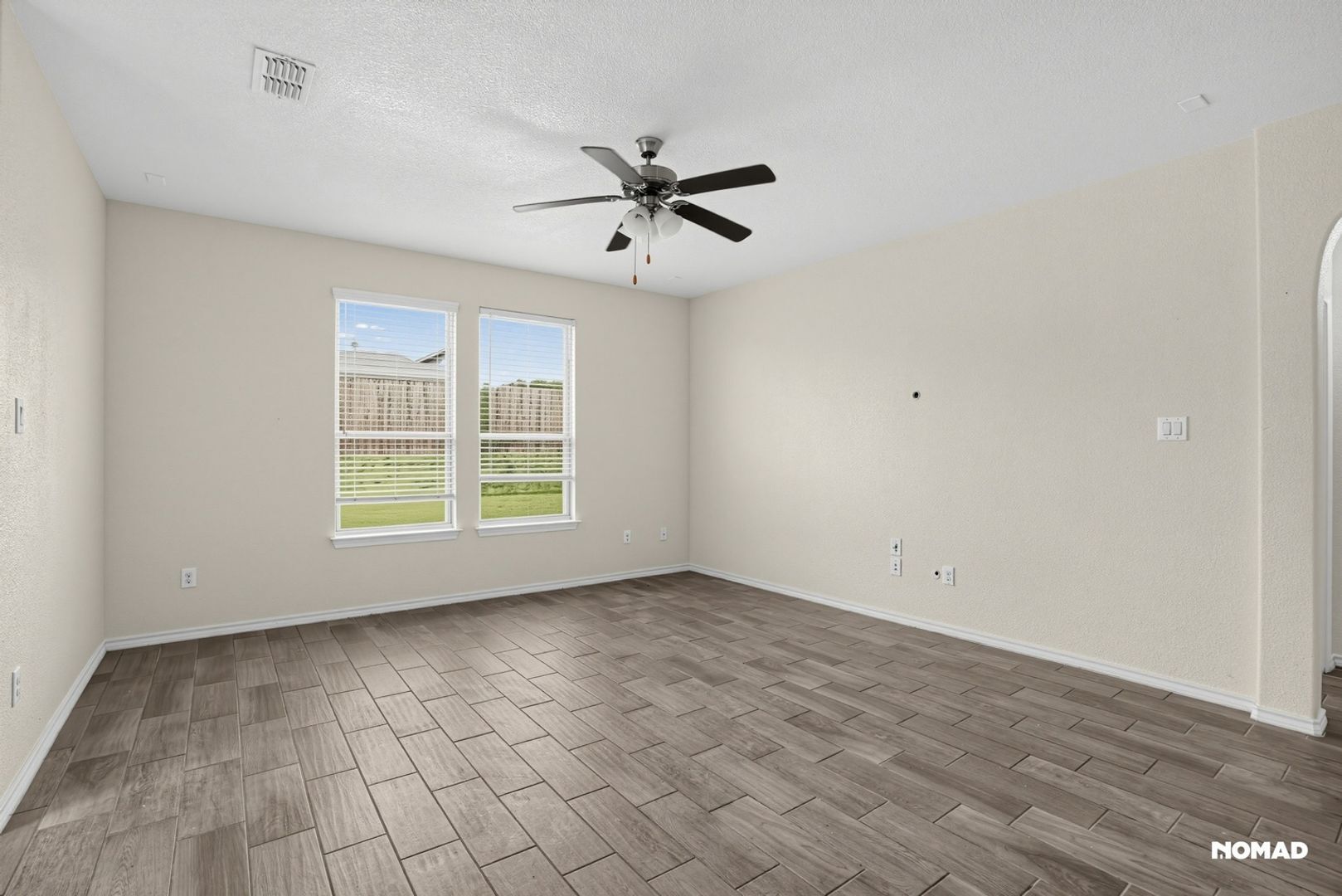 Building Photo - 10313 Burtrum Dr