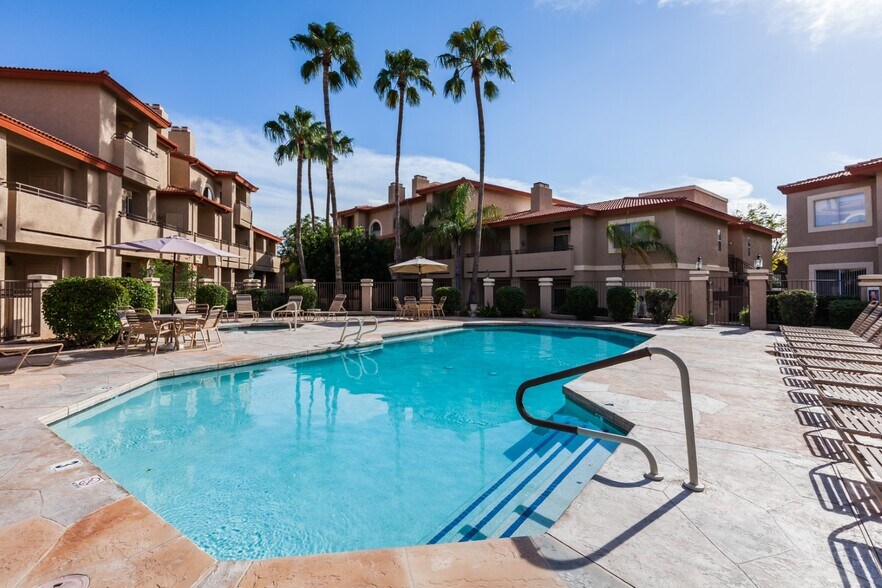 Building Photo - 10410 N Cave Creek Rd