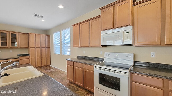 Building Photo - 21156 W Elm Way