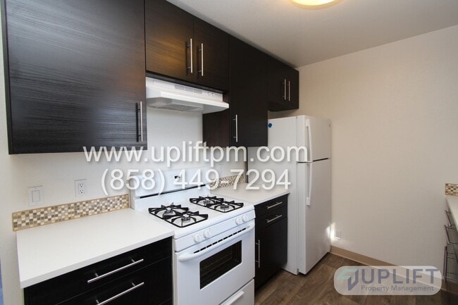 Building Photo - Choctaw Dr (4728-30)