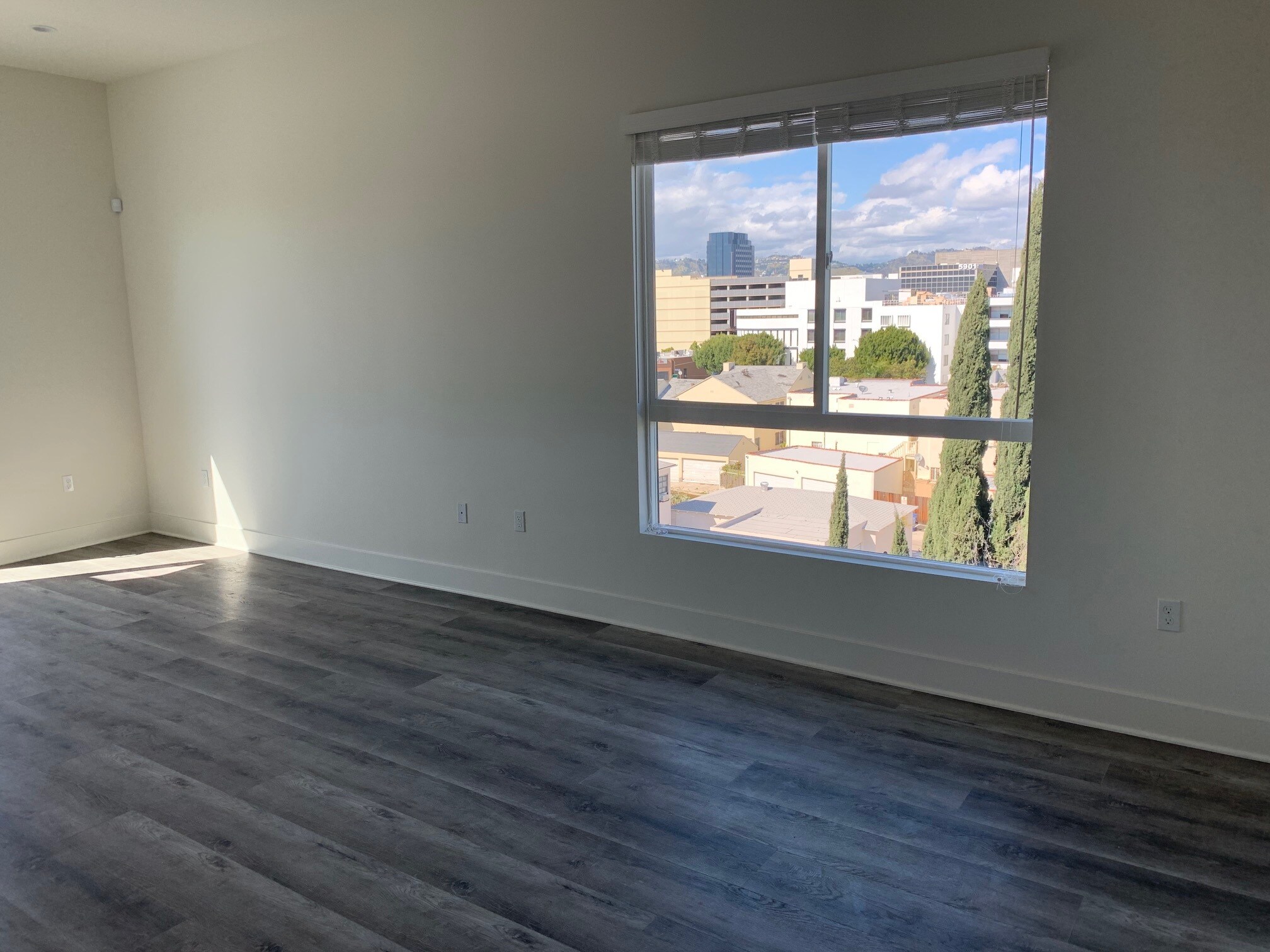Building Photo - 1127 Spaulding S Ave