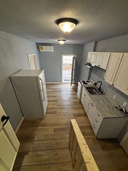 Building Photo - 26 Kingwood Gardens Dr