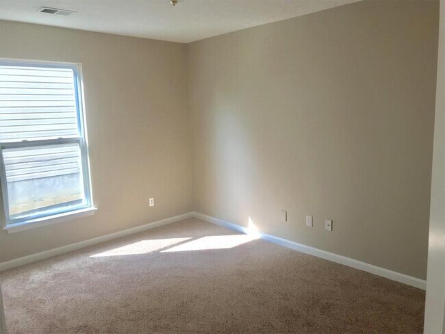 Building Photo - 9708 Stream View Trail