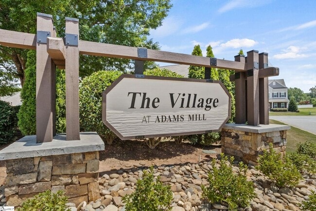 Building Photo - 829 Appleby Dr