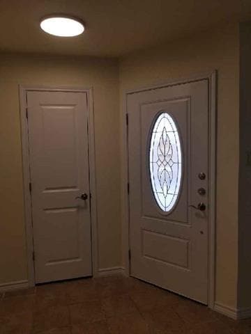 Building Photo - 7302 NE Loop 820