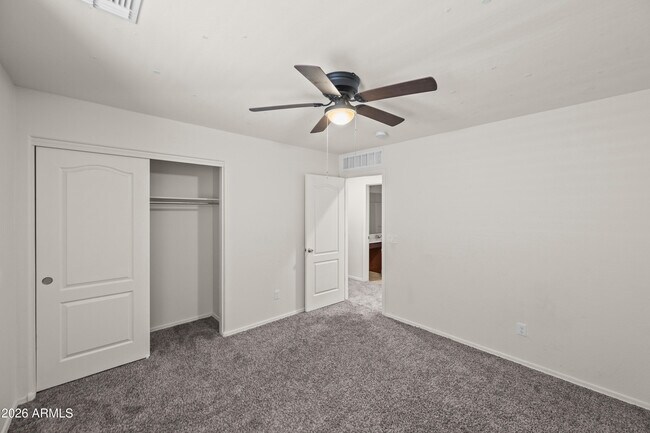 Building Photo - 472 N Ranger Trail