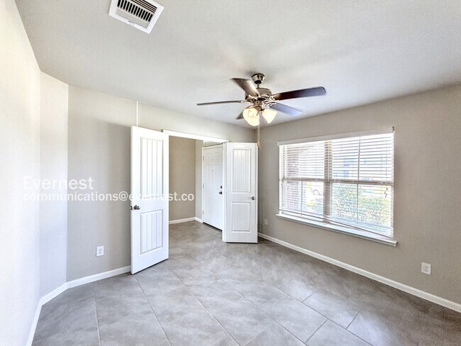 Building Photo - 3906 McDonough Way