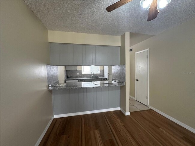 Building Photo - 1000 Lake of the Woods Blvd