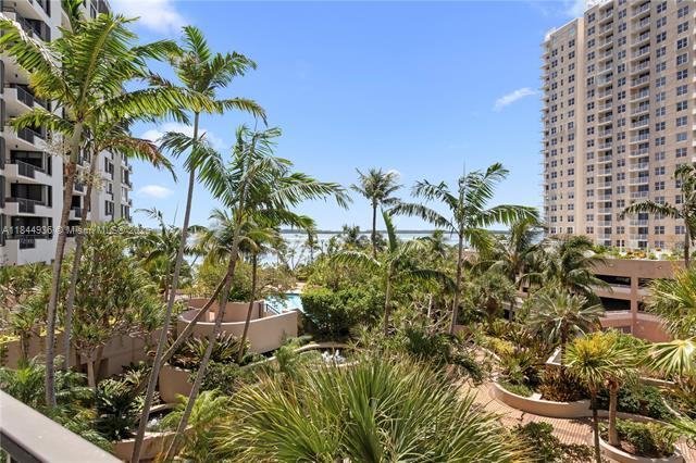 Building Photo - 520 Brickell Key Dr