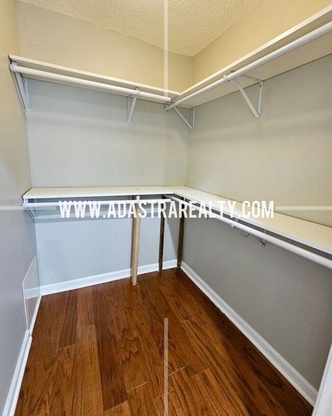 Building Photo - Fabulous Ranch Home in Liberty-Avaialable in MARCH!!