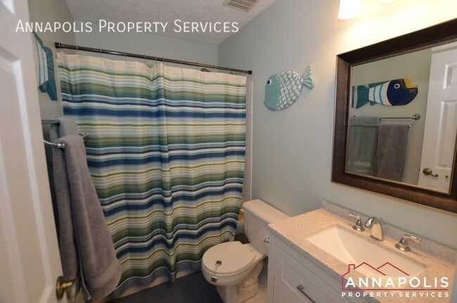 Building Photo - 555 Brightview Dr