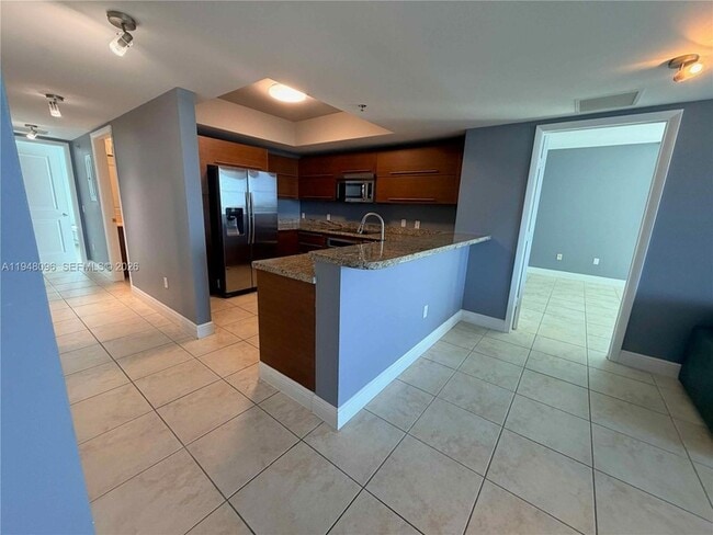 Building Photo - 2641 N Flamingo Rd