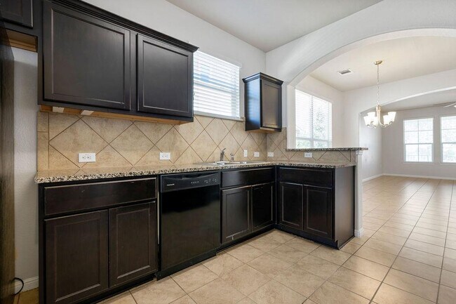 Building Photo - 711 Katmai Cir
