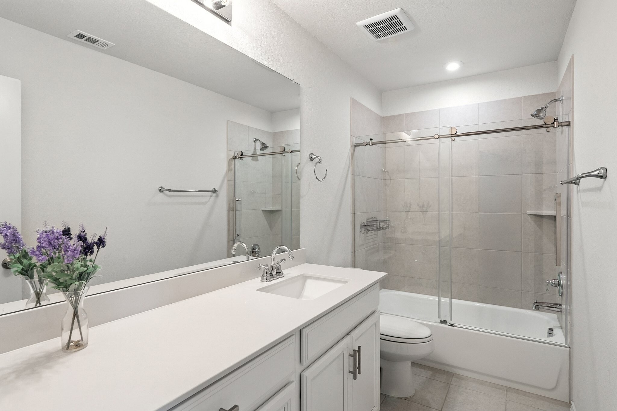 Building Photo - 211 Brookside St