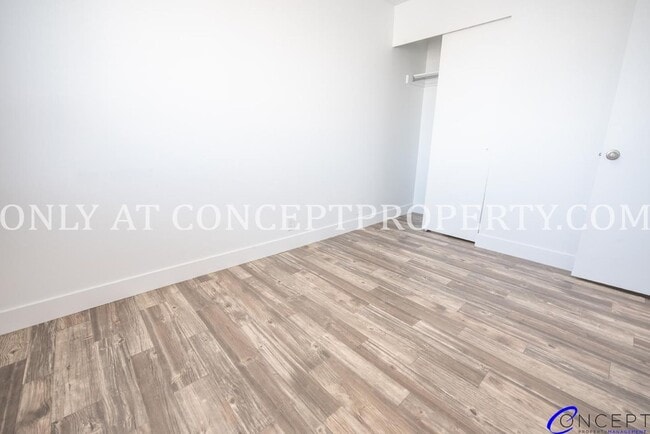 Building Photo - Newly Remodeled 5-Bedroom Home | 2-Car Gar...