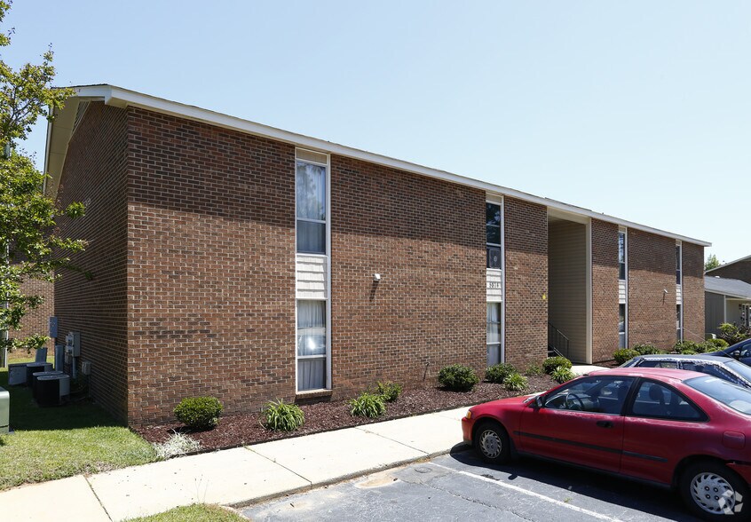 Century Oaks Apartments Fayetteville, NC Apartment Finder
