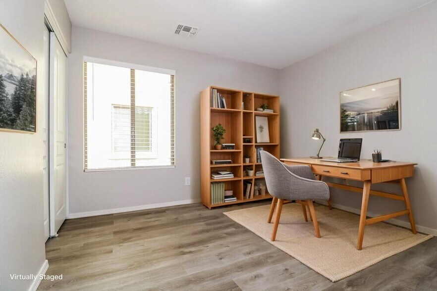 Building Photo - 5878 S 238th Ln