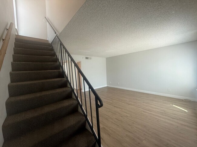 Building Photo - 3361 Civic Center Dr