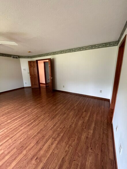 Building Photo - 7960 Compton Ct