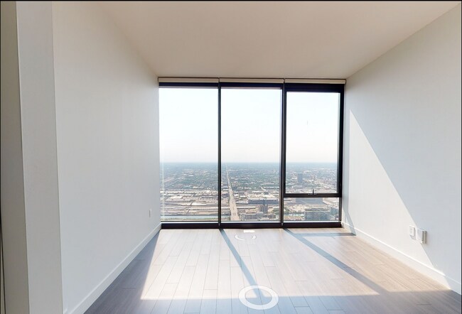 Bedroom - 1251 S Prairie Ave