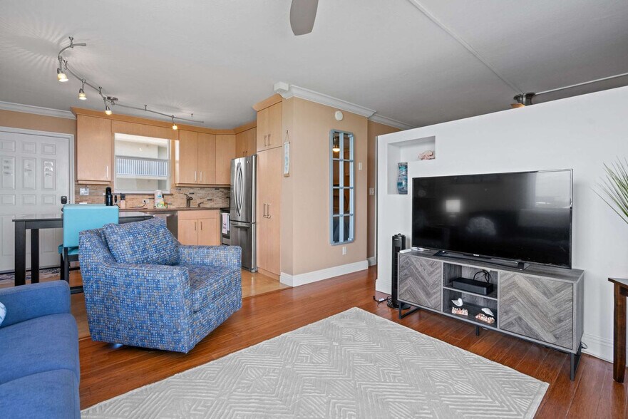 Building Photo - 5500 Bonita Beach Rd SW