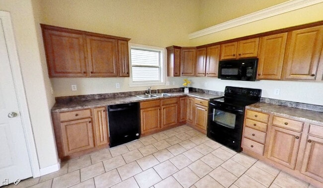 Building Photo - 1432 Candlewick Ln