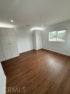 Building Photo - 401 S Burris Ave