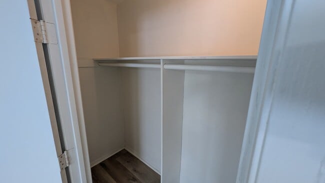 Building Photo - 2971 Swandale Ct