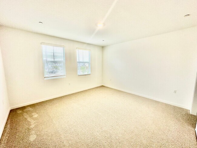Building Photo - BRAND NEW North Clovis 4/2.5 Lennar