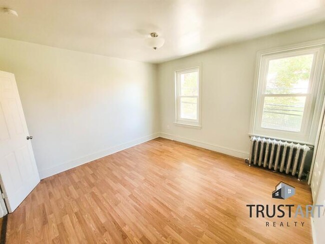 Building Photo - 3 bedroom house near Temple University Hos...