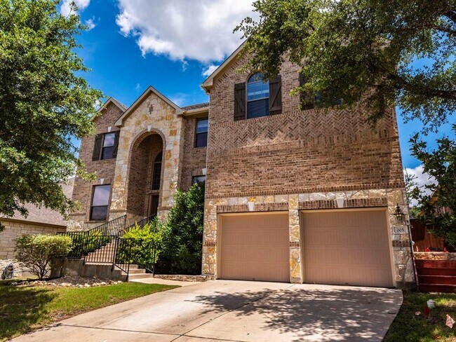 Building Photo - 205 Choke Canyon Ln